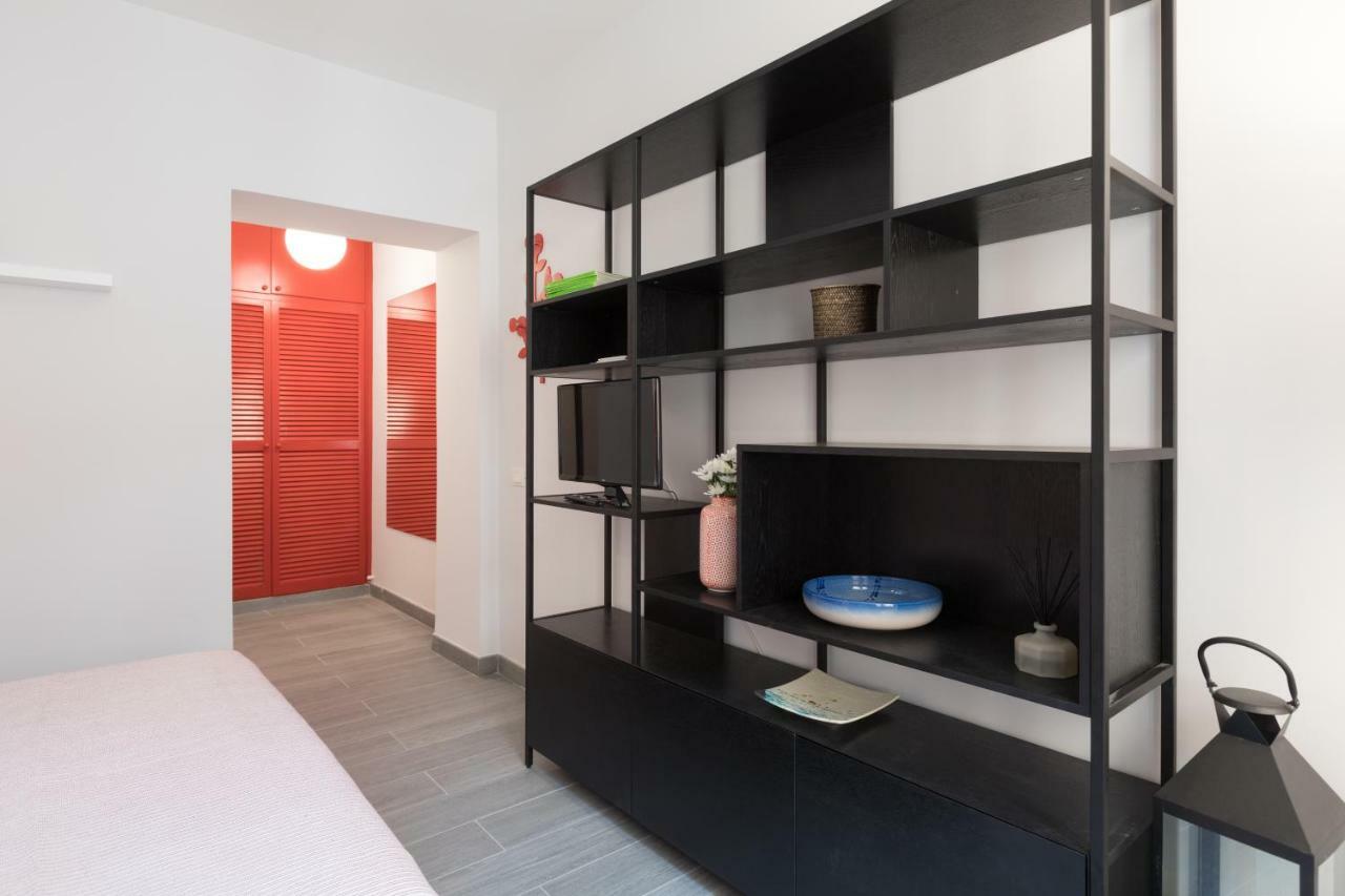 Appartement Quiet Pied A Terre With Terrace In Borgo Pio